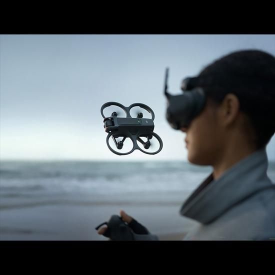 DJI Avata 2 Fly More コンボ (バッテリー × 3) - ドローン