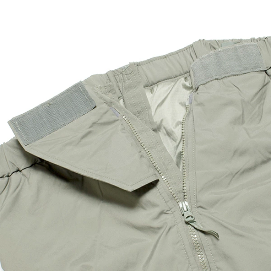履く寝袋!アメリカ軍極寒地用ズボン 実物新品 ECWCS LEVEL7 履く寝袋!アメリカ軍極寒地用ズボン 実物新品 ECWCS LEVEL7