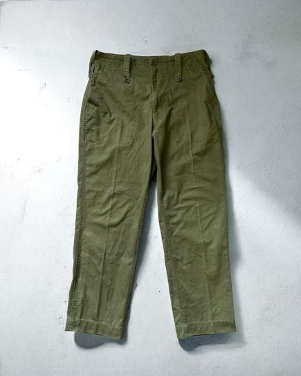 イギリス軍実物】ライトウェイトファティーグパンツ ・ ベイカーパンツ