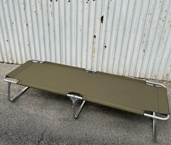 ヴィンテージ軍折りたたみコット 軍用コールマン折り畳みコットS110C デットストック Made in USA