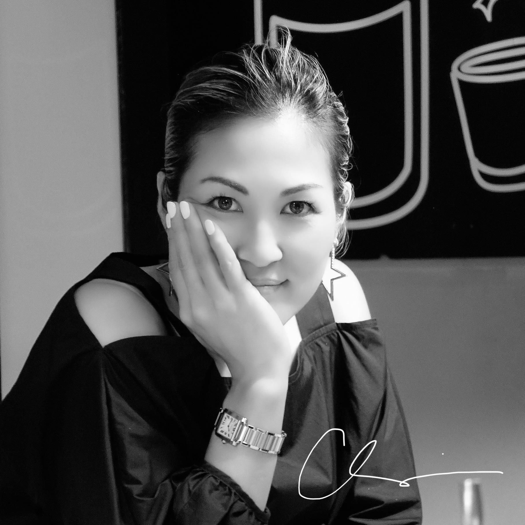 NINA designer