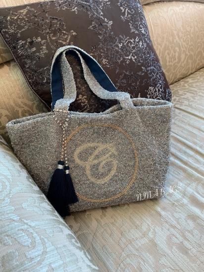 パーソナルオーダー】イニシャルトートバッグ（Grey） - NINA BAGS