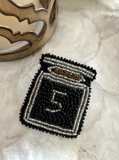 【貝モチーフがオシャレ♪】Dior★ブローチ 箱付き✨️ Dior 小鳥 ブローチ - メルカリ