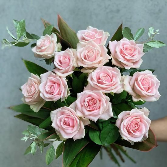 愛の告白に12本のバラの花束を 通販 バレンタインデーやホワイトデーにおすすめ