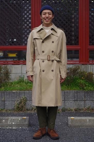 インバーティア トレンチコート invertere ベージュ　コート　40 インバーティア トレンチコート invertere ベージュ コート 40