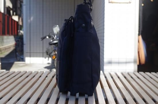 BRIEFING ”BS TOTE TALL” - SECOURS / ONLINE SHOP BRIEFING ”BS TOTE TALL” - SECOURS / ONLINE SHOP