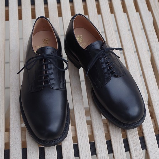 Trickers #8111 BLACK BOX CALF DERBY SHOE