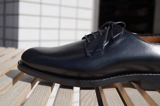 JALAN SRIWIJAYA プレーントゥ 98771 BLACK CALF - float