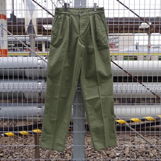 Pt.Alfred ¡É#55852 Classic 2tuck trousers¡É<img class='new_mark_img2' src='https://img.shop-pro.jp/img/new/icons14.gif' style='border:none;display:inline;margin:0px;padding:0px;width:auto;' />