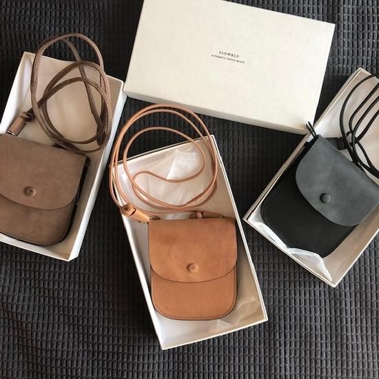 SLOW -ingrasat- ”porch wallet”<img class='new_mark_img2' src='https://img.shop-pro.jp/img/new/icons7.gif' style='border:none;display:inline;margin:0px;padding:0px;width:auto;' />