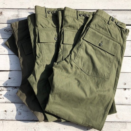 Pt.Alfred ”＃55849 BACK SATIN BAKER PANTS OLIVE”<img class='new_mark_img2' src='https://img.shop-pro.jp/img/new/icons12.gif' style='border:none;display:inline;margin:0px;padding:0px;width:auto;' />
