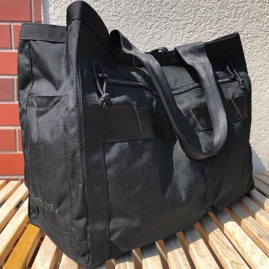 BRIEFING ”FREIGHTER ARMOR TOTE”- SECOURS / ONLINE SHOP BRIEFING ”FREIGHTER ARMOR TOTE”- SECOURS / ONLINE SHOP