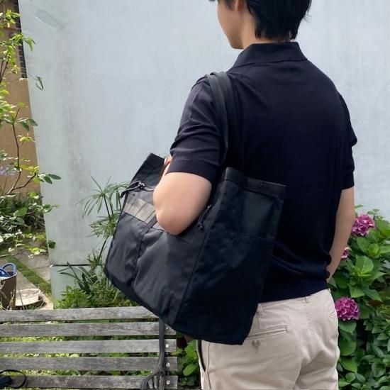 BRIEFING ”FREIGHTER ARMOR TOTE”- SECOURS / ONLINE SHOP BRIEFING ”FREIGHTER ARMOR TOTE”- SECOURS / ONLINE SHOP
