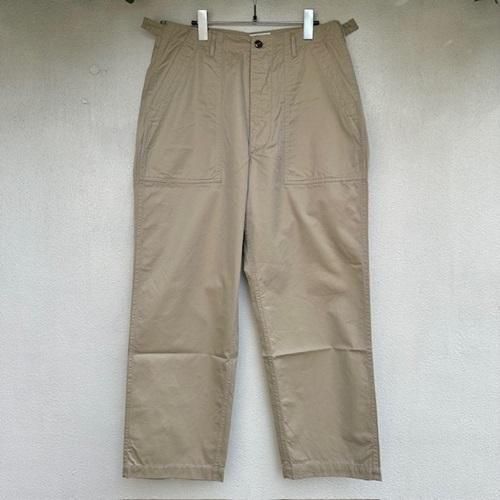 CORONA FATIGUE SLACKSUTILITY SLACKS High Density Chambray Gabardine/Sand beige<img class='new_mark_img2' src='https://img.shop-pro.jp/img/new/icons1.gif' style='border:none;display:inline;margin:0px;padding:0px;width:auto;' />