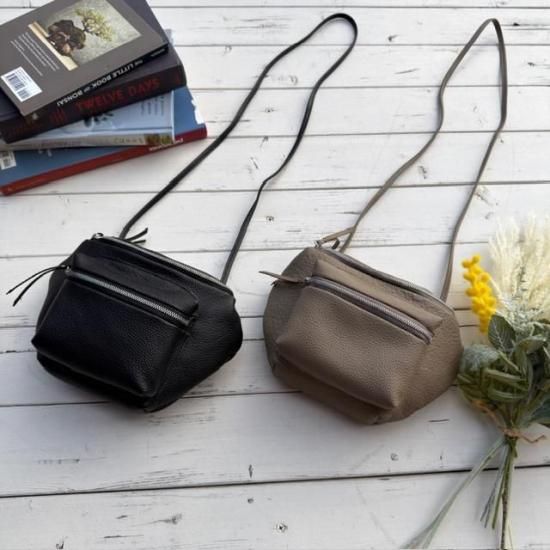 <img class='new_mark_img1' src='https://img.shop-pro.jp/img/new/icons14.gif' style='border:none;display:inline;margin:0px;padding:0px;width:auto;' />SLOWShrink - Fanny Pack -