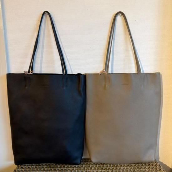 <img class='new_mark_img1' src='https://img.shop-pro.jp/img/new/icons14.gif' style='border:none;display:inline;margin:0px;padding:0px;width:auto;' />SLOW”Shrink - Utility Tote Bag - M”