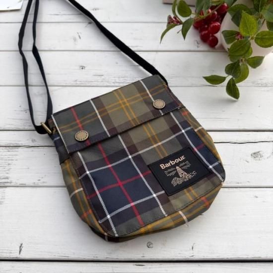 <img class='new_mark_img1' src='https://img.shop-pro.jp/img/new/icons13.gif' style='border:none;display:inline;margin:0px;padding:0px;width:auto;' />Barbour ɥȡɥ  ե饤 Хå