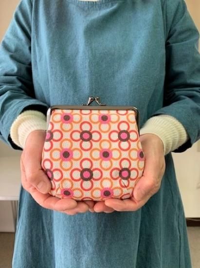 角ポーチ 変わり七宝（OR) - 京都 丹後ちりめん小物通販 一色テキスタイル