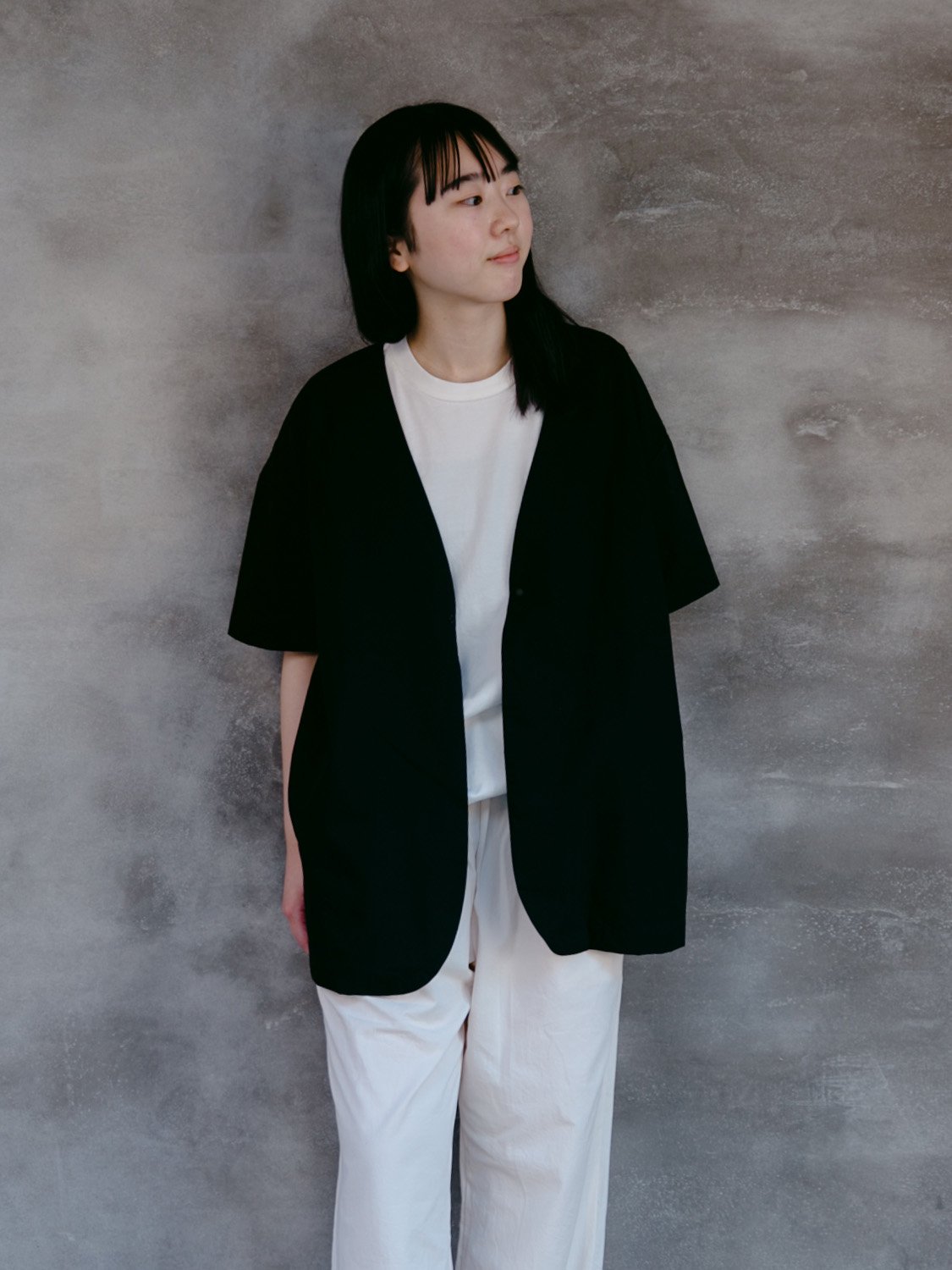 Short sleeve<br />round cardigan<br />/2color