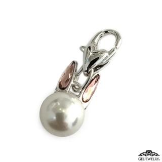 <img class='new_mark_img1' src='https://img.shop-pro.jp/img/new/icons8.gif' style='border:none;display:inline;margin:0px;padding:0px;width:auto;' />BeCharmed White Bubbly Bunny