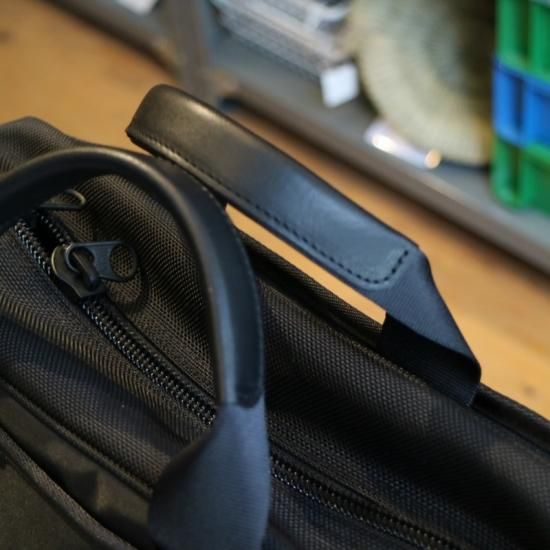 KaILI カイリ 「The WAll ( Briefcase / Shoulder Bag) 」Black KaILI カイリ 「The WAll ( Briefcase / Shoulder Bag) 」Black