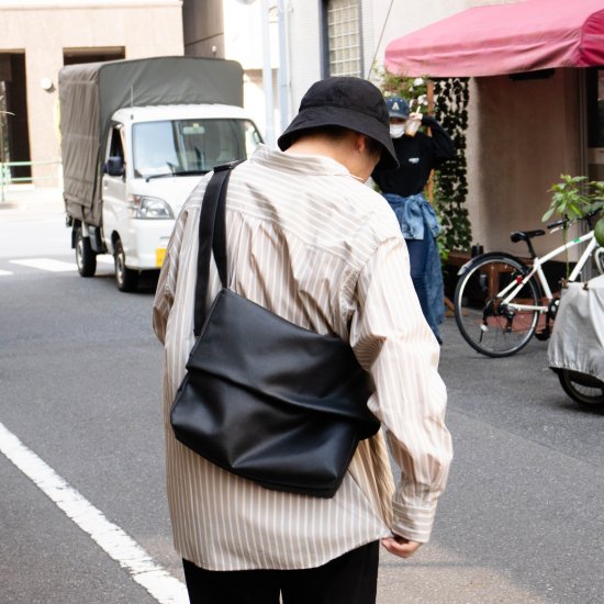 KaILI カイリ 「T/S TRANSFORM BAG M UN」－ WEEKENDER SHOP