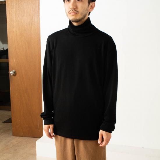 comm.arch. コム・アーチ「Super 120's Merino High Neck P/O
