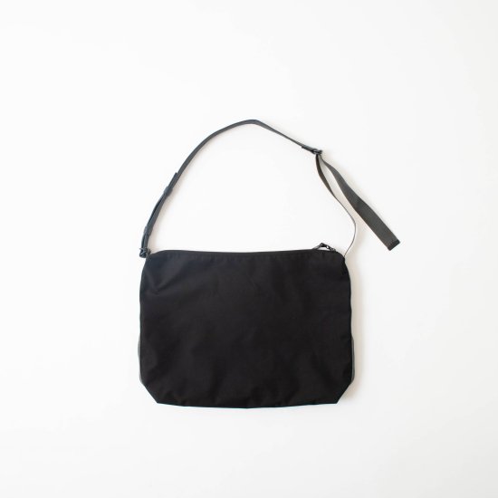 KaILI カイリ 「IREKO POUCH L」－ WEEKENDER SHOP