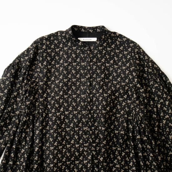 新品　SUSURI susuri ススリ　レヴーズドレス　リネン susuri ススリ リネン アンティーク プリント レヴーズ ドレス 22-257