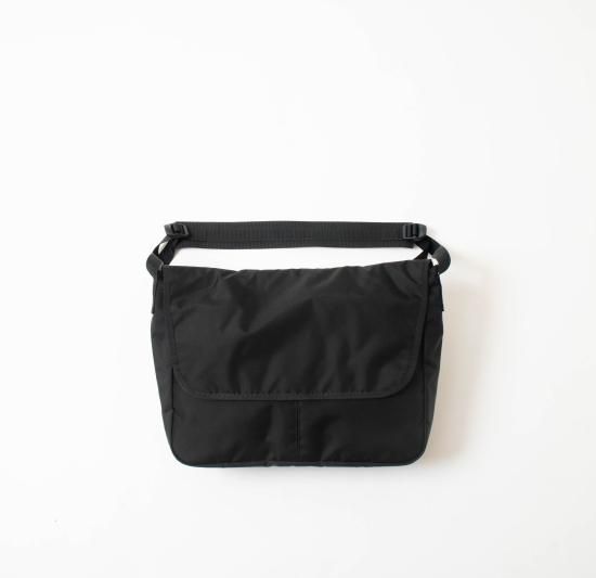KaILI カイリ 「LAZY SCHOOL BAG」- WEEKENDER SHOP KaILI カイリ 「LAZY SCHOOL BAG」- WEEKENDER SHOP