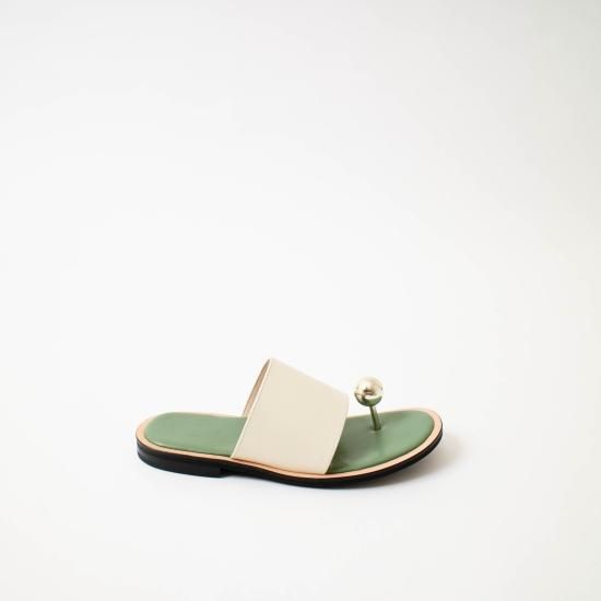エレガント☆メタルオーナメント【ALDO】ビーチサンダル シェルヒールカバードサンダル 21478 （ベージュメタリック
