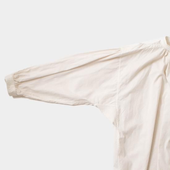 極美品 45R タペットスモックブラウス コットン 0 ホワイト ŠP（エシュペー） 「ORGANIC COTTON BLOUSE」－WEEKENDER SHOP ANDEL