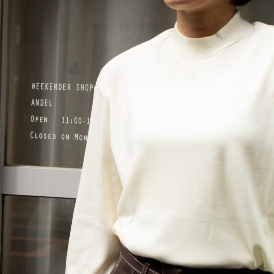 comm.arch. コム・アーチ「Super 120's Merino Mock Neck P/O