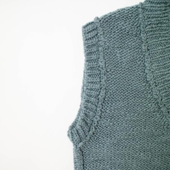 comm.arch. コム・アーチ「Hand Framed Chunky Vest comm.arch. コム・アーチ「Hand Framed Chunky Vest