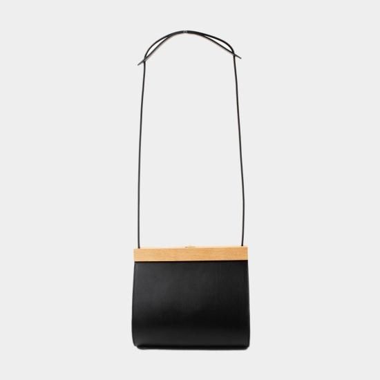 yuruku (ユルク) | Clap Wood Round Pouch (black) ショルダー