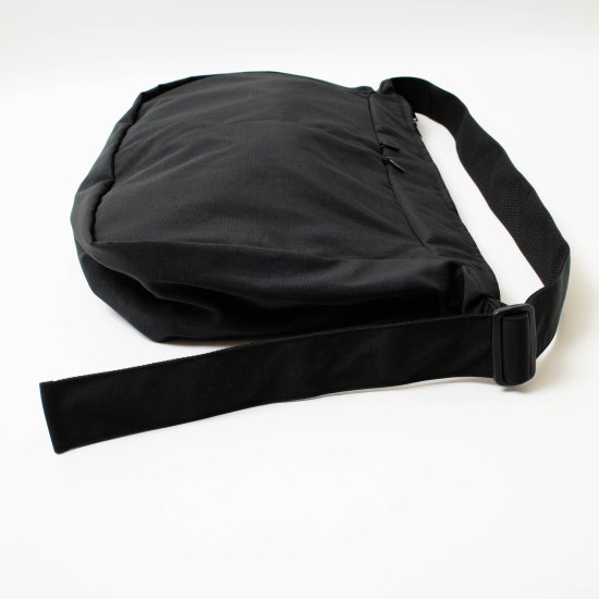 ERA. (イーラ) / 「TAS STOMACH BAG」－ WEEKENDER SHOP