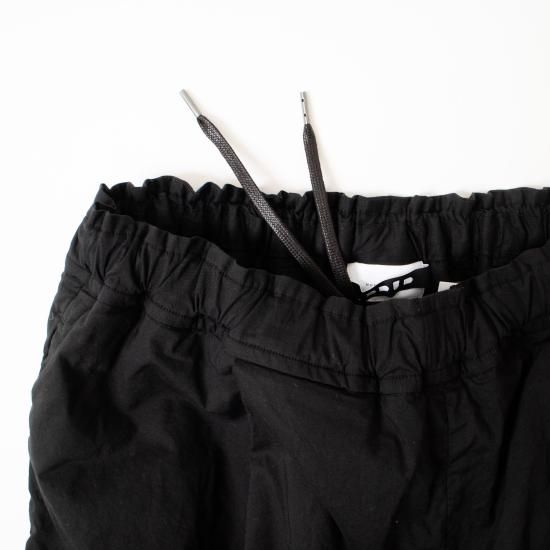 DDUD テーパードパンツ 95 Black サイズ4 DDUD テーパードパンツ 95 Black サイズ4