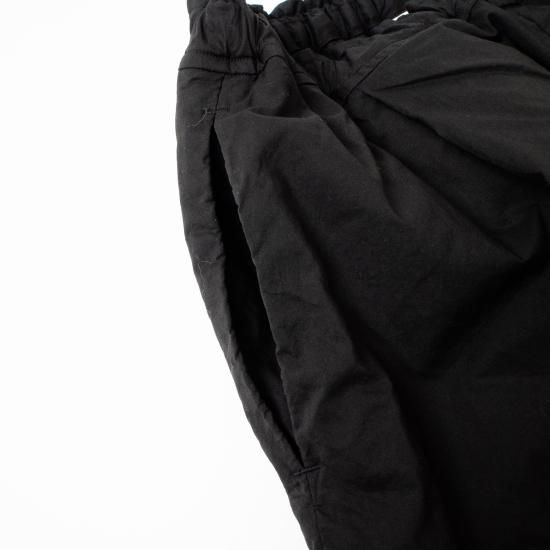 DDUD テーパードパンツ 95 Black サイズ4 DDUD テーパードパンツ 95 Black サイズ4