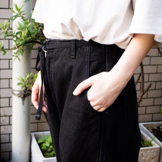 JöICEADDED ジョイスアディッド 「Round wide denim Trousers