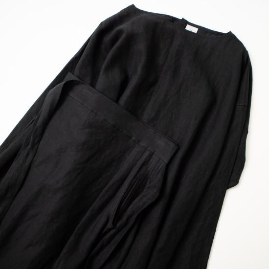 ŠP（エシュペー） 「1/60 LINEN APRON ONEPIECE」－WEEKENDER