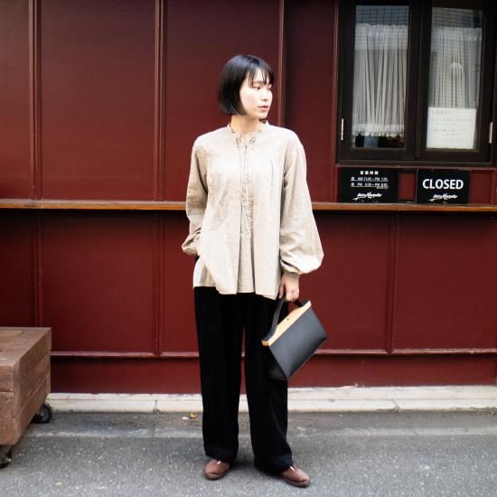SUSURI ススリ 「ストークブラウス 24-455」 - WEEKENDER SHOP ANDEL