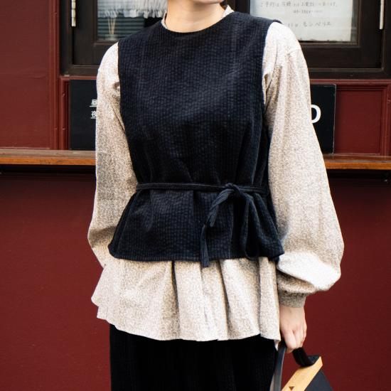 【美品】 susuri ススリ　ボアーパンツ　テーパード　シンチベルト　オーク susuri ススリ ボアーパンツ ♯green 【送料無料】 | sukima-スキマ