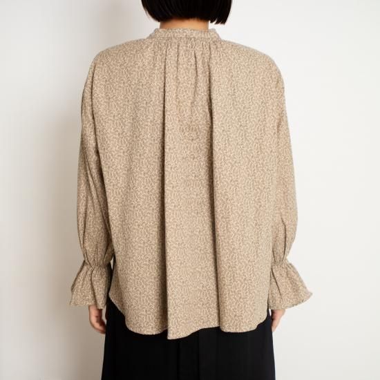 SUSURI ススリ 「メロフォンブラウス 24-456」 - WEEKENDER SHOP