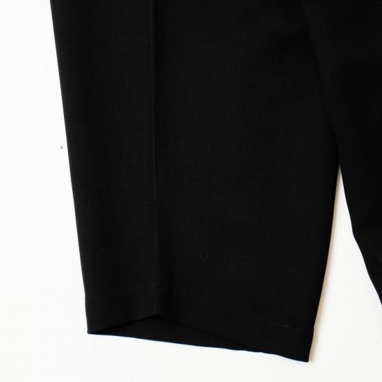 美品 NO CONTROL AIR 三日月 パンツ ドレープ ダブルクロス 黒 NO CONTROL AIR ノーコントロールエアー 「ポリエステル・ドレープ