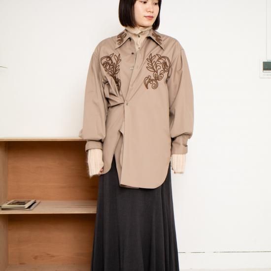 JöICEADDED ジョイスアディッド 「Embroidered Shirt」- WEEKENDER