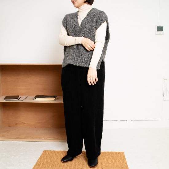 comm.arch. コム・アーチ「Hand Framed Chunky Vest comm.arch. コム・アーチ「Hand Framed Chunky Vest