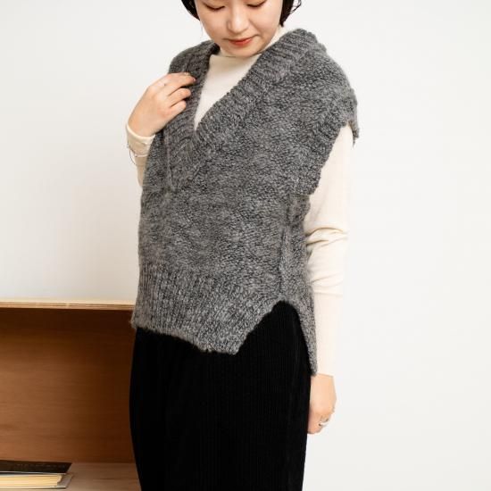 comm.arch. コム・アーチ「Hand Framed Chunky Vest comm.arch. コム・アーチ「Hand Framed Chunky Vest