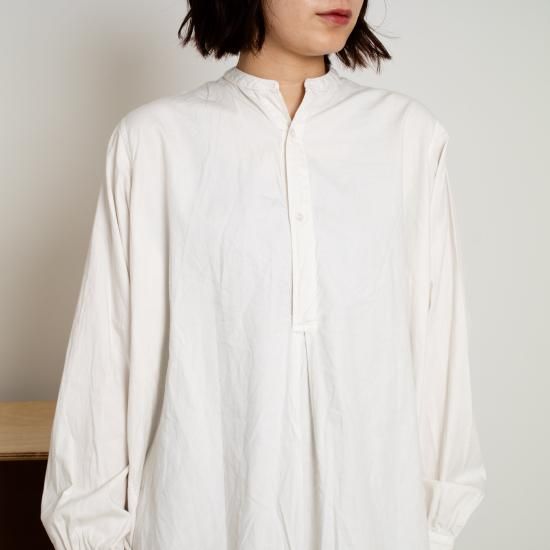 世界有名な ŠP（エシュペー） 「ORGANIC COTTON OXFORD / SMOCK SHIRT トップス