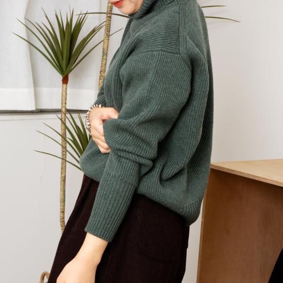 comm.arch. コム・アーチ「Hand Framed High Neck P/O」－ WEEKENDER