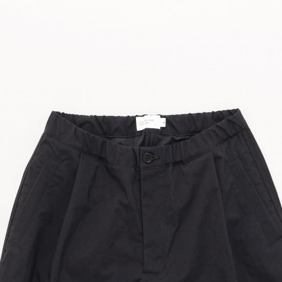 STILL BY HAND スティルバイハンド 「ナイロン素材 1タック STILL BY HAND スティルバイハンド 「ナイロン素材 1タック